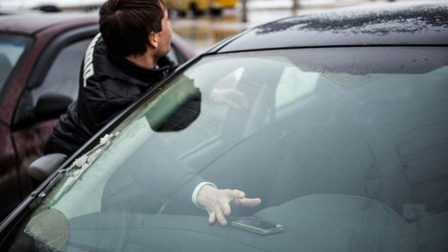 Полиция напоминает: берегите автомобили и личные вещи! - В Висагинасе