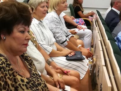 В. Бейнорене, Э. Телькснене и Ч. Пимпене оставляют посты директоров школ - В Висагинасе