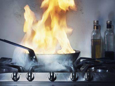 Есть датчик дыма, нет датчика, штраф будет… - В Висагинасе