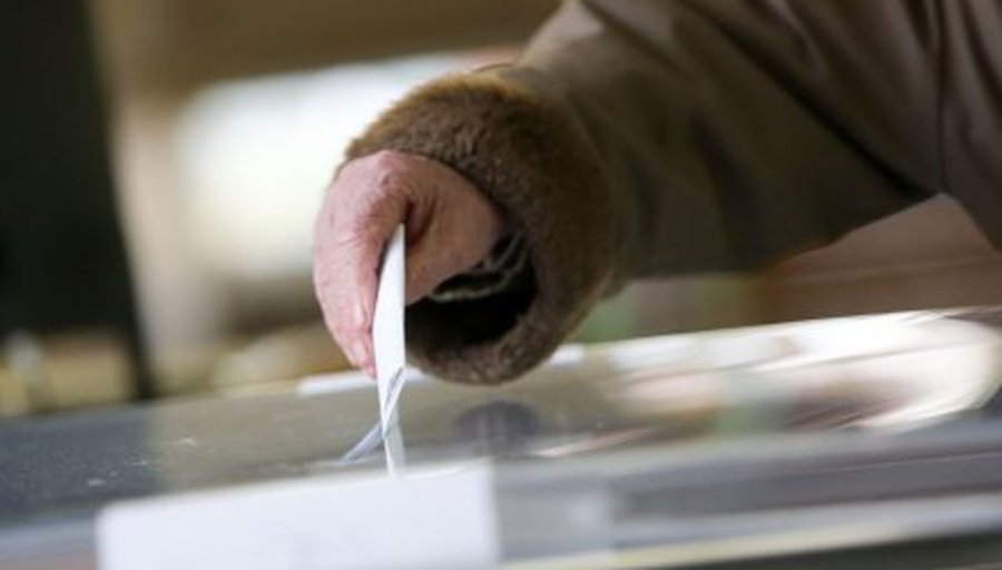 За подкуп избирателей жителю Русне назначен штраф 5200 литов

 - Литва и страны Балтии