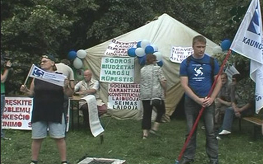 Премьер Литвы упомянул о дифференцированном снижении пенсий - Литва и страны Балтии