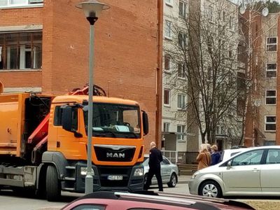 Можно ли обуздать рост платы за вывоз мусора? Интервью с директором "Висагино бустас" (видео) - В Висагинасе