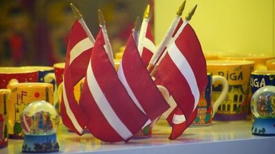 Эксперт: у неграждан есть основания чувствовать себя обманутыми - Литва и страны Балтии