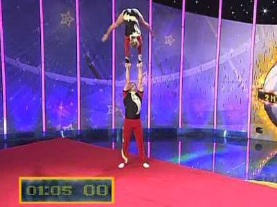 Висагинас гордится своими акробатами                                                 - В Висагинасе