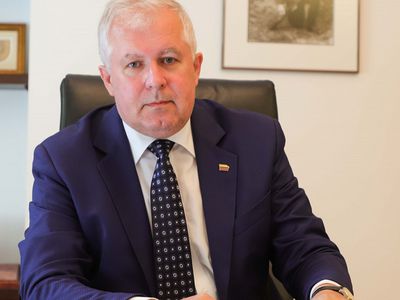 А. Анушаускас: в Украину для солдат отправилась первая партия теплых джемперов и теплых комплектов - Литва и страны Балтии