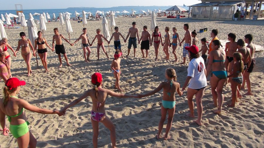 Приглашаем в летний лагерь к Черному морю - Реклама