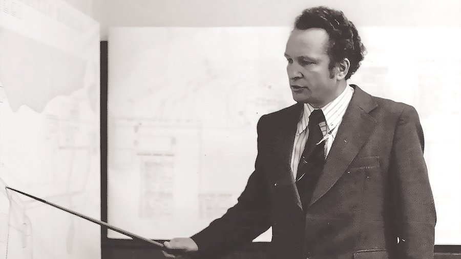 «Не всем дано так щедро жить – на память людям города дарить» - В Висагинасе