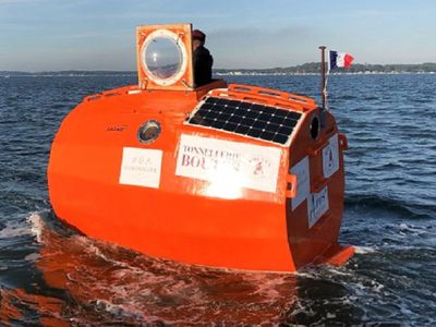 AFP: французский путешественник пересек Атлантику в бочке - Это интересно