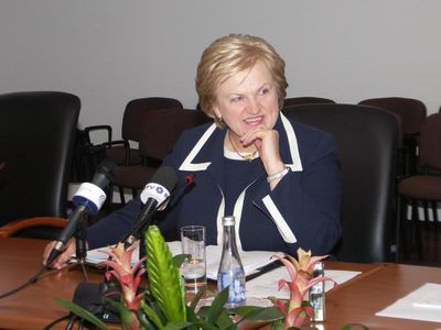 Медики пытаются стабилизировать состояние экс-премьера Литвы Прунскене                                                                                 - Литва и страны Балтии