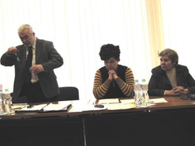 Высокое  давление  в трубопроводах – лишнее тепло для потребителя - В Висагинасе