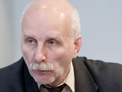 В президентских выборах примет участие Роландас Паулаускас - Литва и страны Балтии