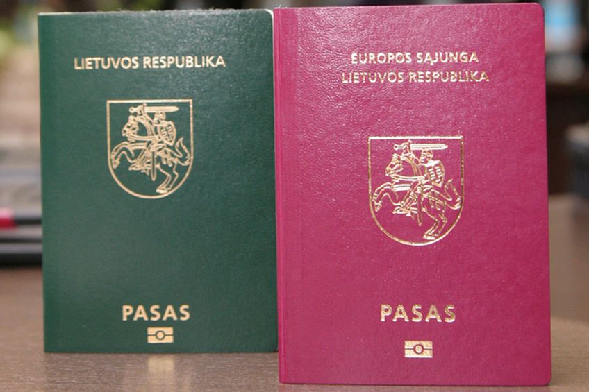 В Сейме Литвы решили отклонить идею позволить в паспорт вписывать национальность

                                                                