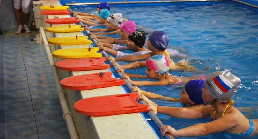 Глас народа: «ВЕРНУТЬ бассейны детям!» - В Висагинасе