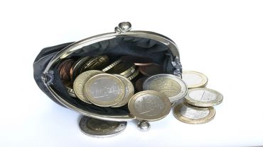 Представитель пенсионеров Литвы: цены растут каждый час, надо вводить налоги