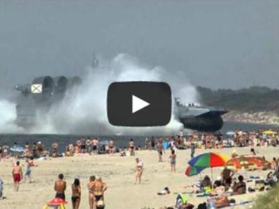 Балтфлот: тяжело в учении, легко на пляже (видео) - В Мире