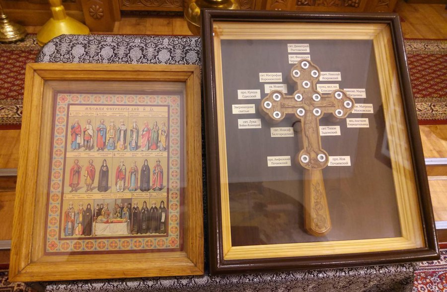 Принесение креста-мощевика в Висагинас - Мир православия