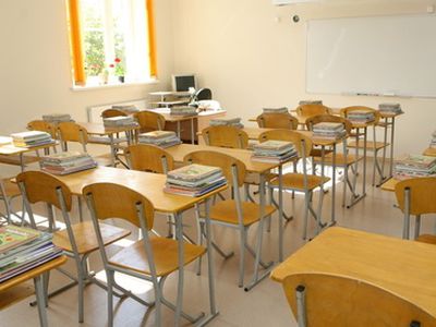 Закрытые в Латвии школы пустуют - Литва и страны Балтии