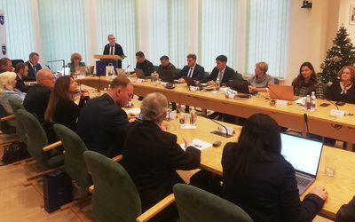 Члены совета собрались на последнее в этом году заседание (видео) - В Висагинасе