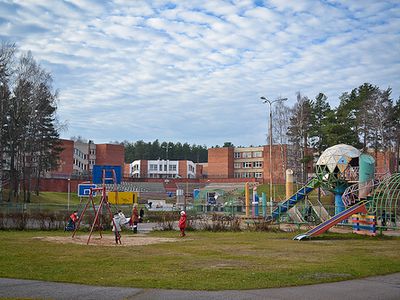  Небезопасные детские площадки                                                                                                                 - Происшествия и криминал