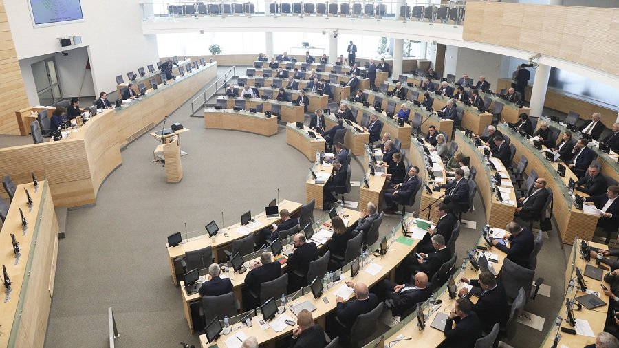 Сейм рассмотрит предложение снизить НДС на продукты питания - Литва и страны Балтии