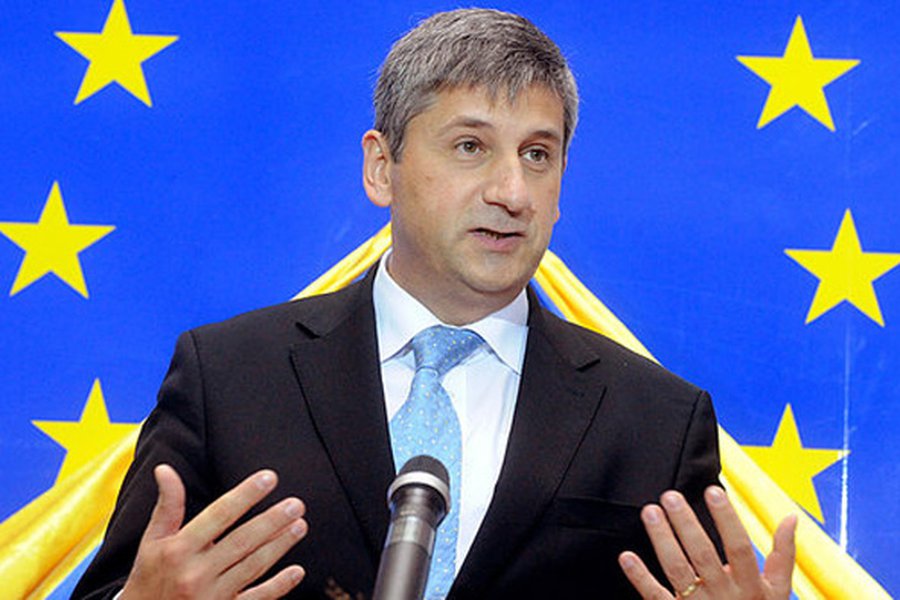 Глава МИДа Австрии: Головатова освободили в соответствии с правовыми процедурами 
                 - Литва и страны Балтии