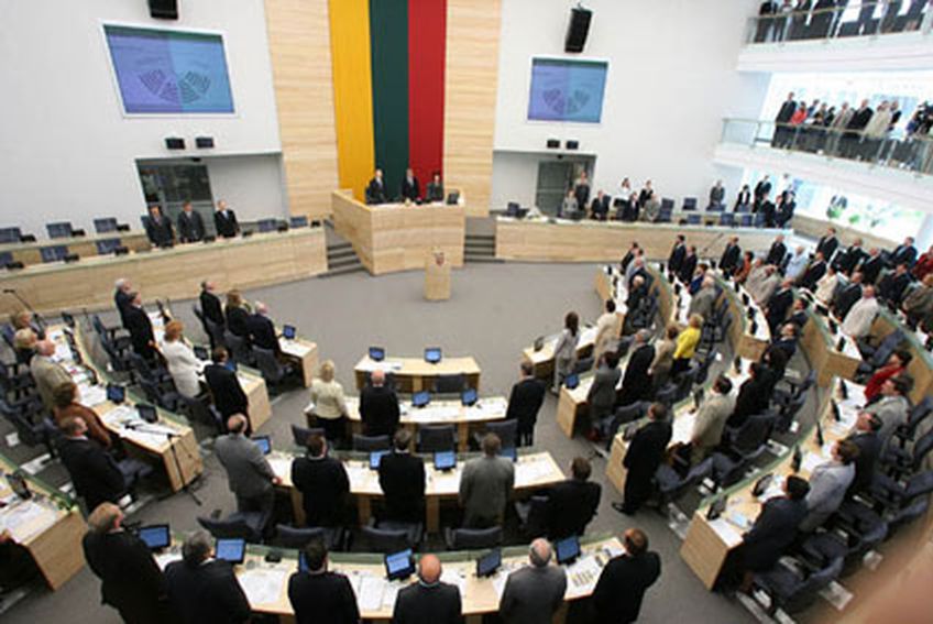 Спикер Сейма Литвы вынуждена 30 января созвать внеочередную сессию