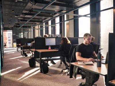 Бизнес выступает против повышения подоходного налога: названы 5 причин - Экономика и бизнес