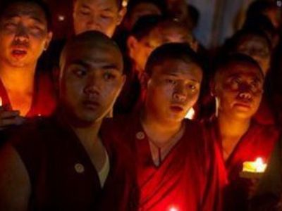 Житель Тибета совершил самосожжение - В Мире