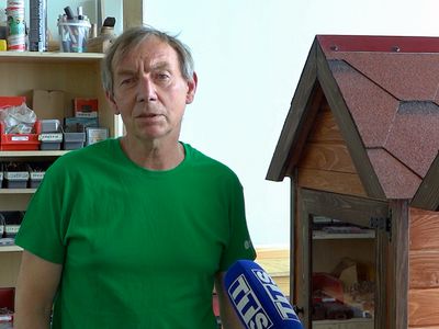 Уличные библиотечки вновь радуют горожан (видео) - В Висагинасе