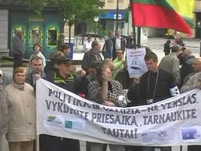 Премьер не боится протестов, но предупреждает  - Литва и страны Балтии