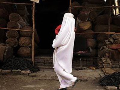 Литва отдаст афганцам ненужную ей гуманитарную помощь - Литва и страны Балтии