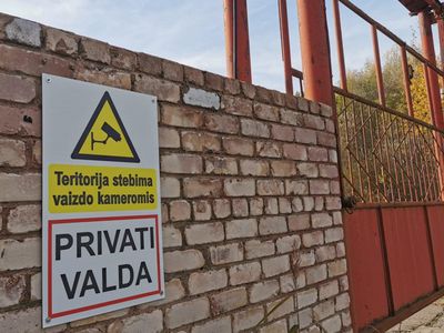 ЗАО «РетроПласт» обещает создать около 100 рабочих мест и утверждает, что его деятельность безопасна - В Висагинасе