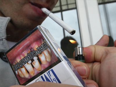 Исследователи насчитали почти миллиард курильщиков во всём мире - Наука и здоровье