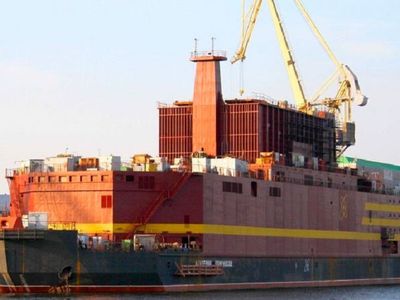 Первая в мире плавучая АЭС может в июле получить лицензию на эксплуатацию - Энергетика