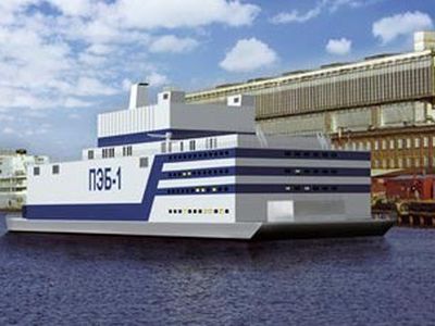 Энергоблок первой российской плавучей АЭС спущен на воду - Энергетика
