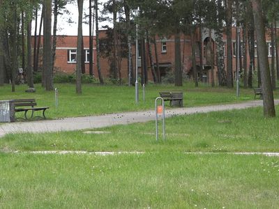 Скамейки установлены. Довольны ли жители? (видео) - В Висагинасе