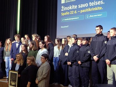 Savaitės kontūrai: Konstitucijos pamokos ir lenkų kultūros šventė (video) - Visagine