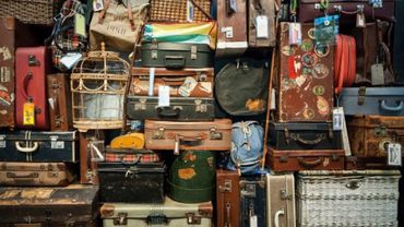 СМИ: немецкие аэропорты выставляют на торги оставленные владельцами чемоданы
