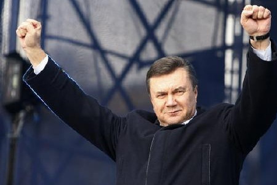 ЦИК Украины объявил перерыв в работе до утра вторника - В Мире