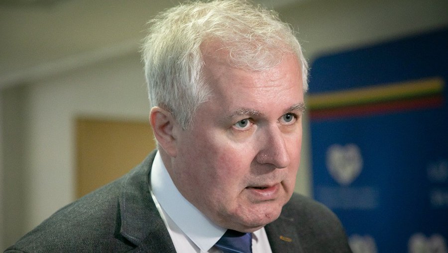 О ситуации в Беларуси: происходит двустороннее движение военной техники - Литва и страны Балтии