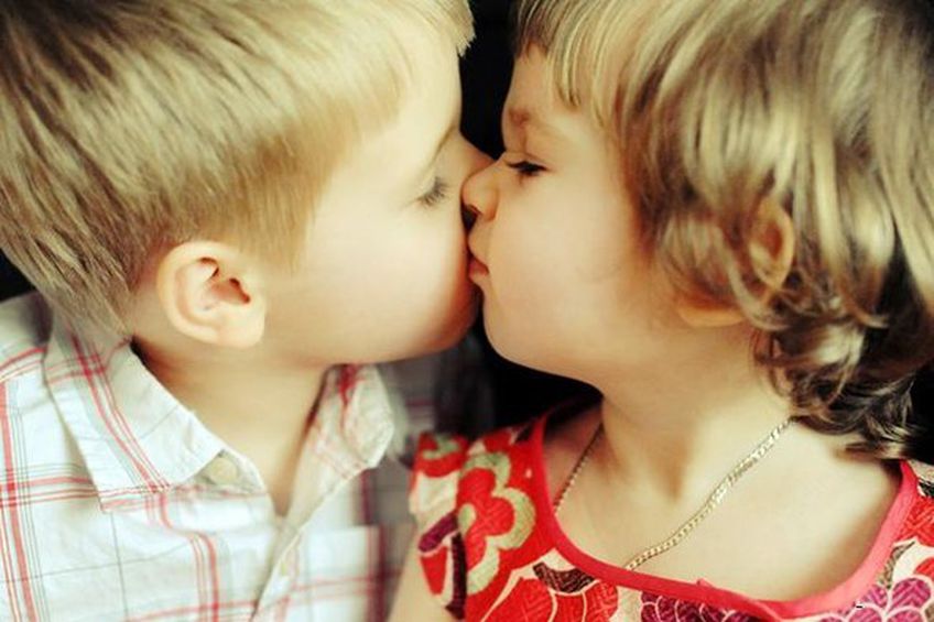 6 июля — Всемирный день поцелуя                 