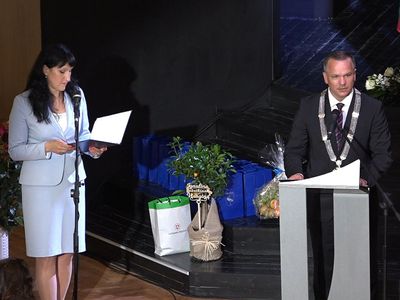 Прямая трансляция с торжественного заседания совета в честь празднования 45-летия города (запись) - В Висагинасе