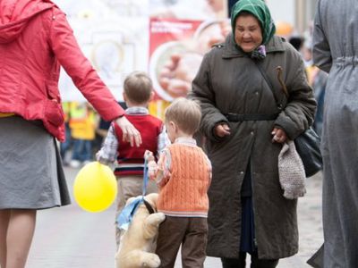 Только в двух самоуправлениях Литвы детей больше, чем пенсионеров - Литва и страны Балтии