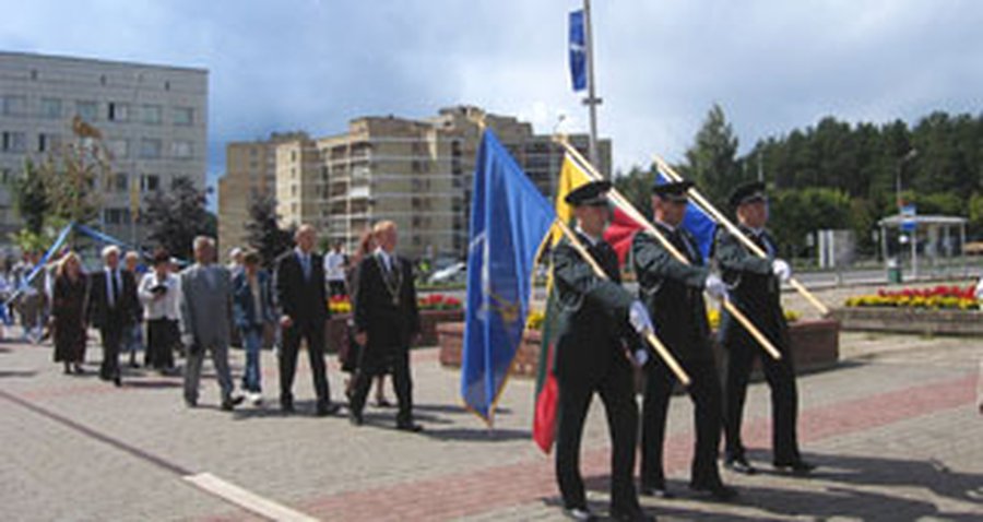 Церемония у Памятного камня - В Висагинасе