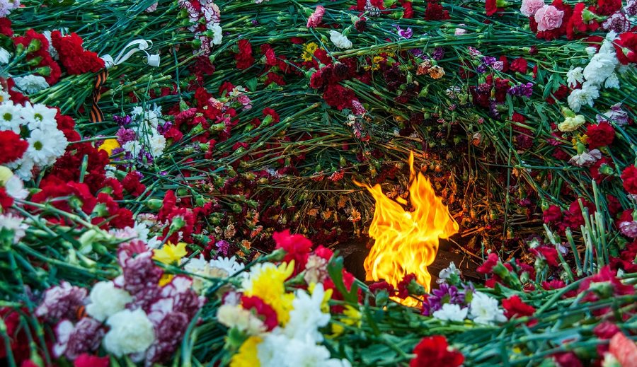 Поздравление губернатора Санкт-Петербурга по случаю 75-й годовщины Победы - Поздравления