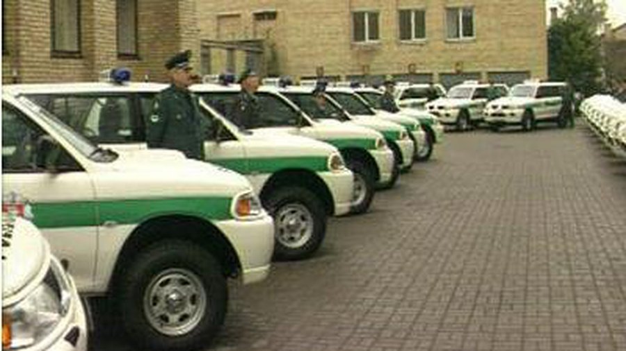 Литовцы предпочитают богатство здоровью и не доверяют политикам и полиции - Литва и страны Балтии