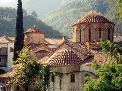 Запад обеспокоен поворотом Болгарии на восток ("The Wall Street Journal", США) - В Мире