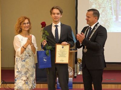 Тимофей Мазнев завоевал бронзовую медаль на 52-й Международной олимпиаде  по физике (видео) - В Висагинасе