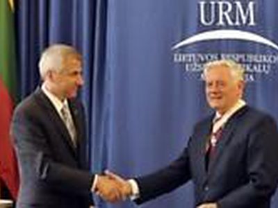 Президенту Литвы вручена «Звезда тысячелетия Литвы» - Литва и страны Балтии