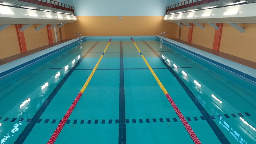 Бассейн готов к приему посетителей. Но эту радость омрачает строительный брак - В Висагинасе